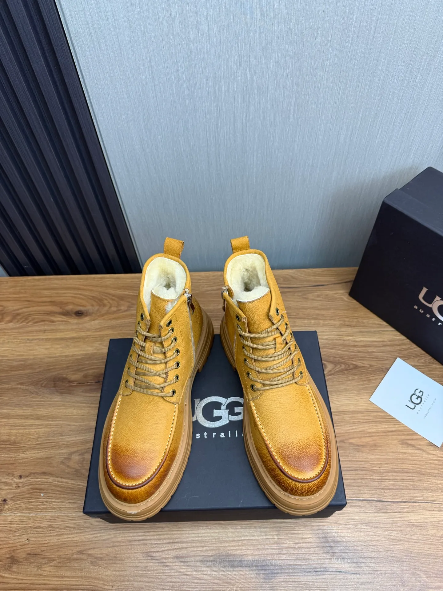 Factory price 680💰 [UGG] Men's hot winter warm boots🐑Simple and fashionable design, cowhide➕comfortable and warm wool lining. Soft and comfortable to wear, good warmth retention, and excellent foot feel. Regular size 38-45